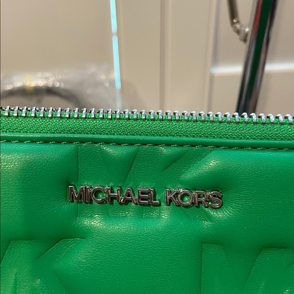 Michael Kors NWOT Embossed XL Wristlet - Picture 3 of 11